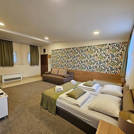 Apartments Alf - Om Баня Лука Стая снимка