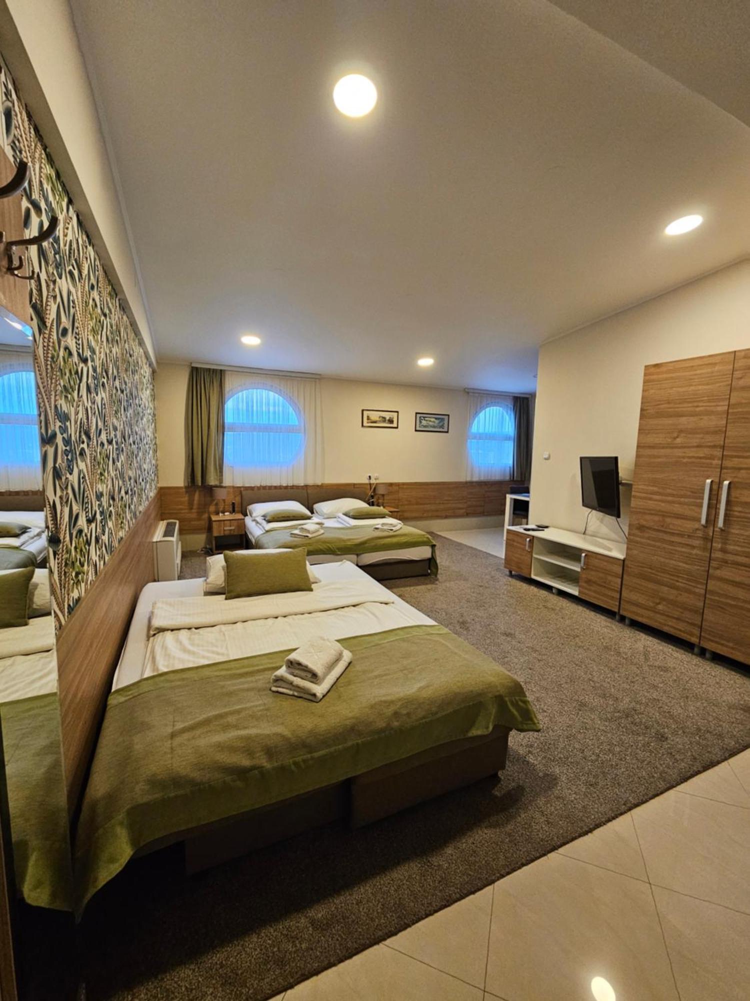 Apartments Alf - Om Баня Лука Екстериор снимка