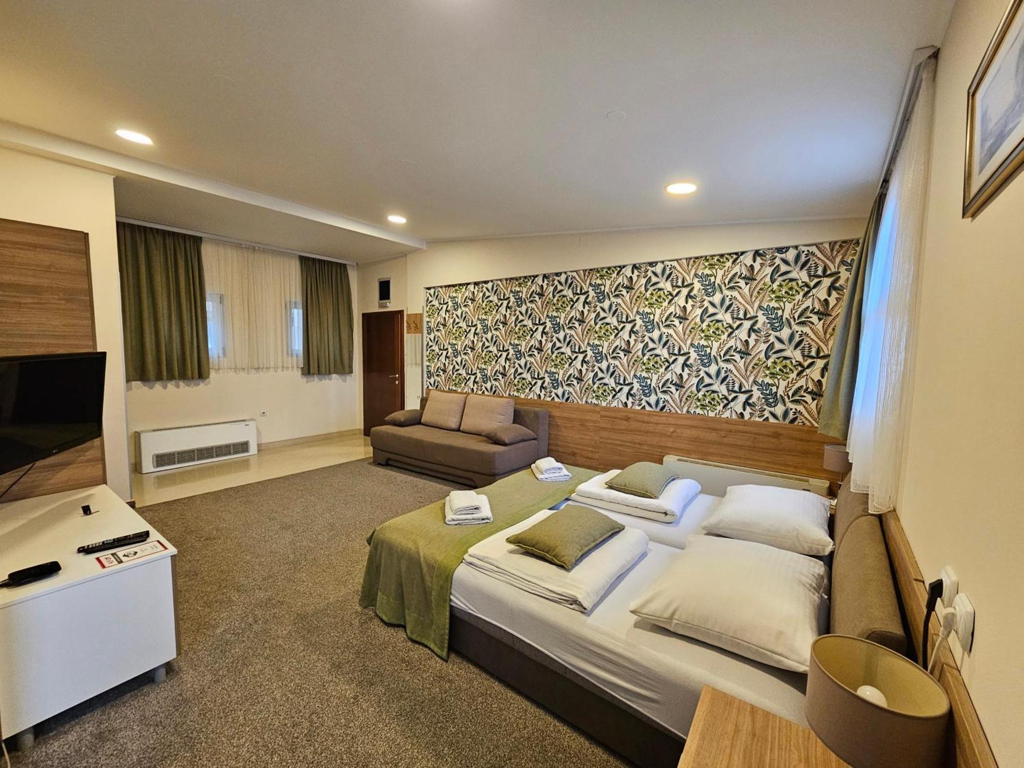 Apartments Alf - Om Баня Лука Стая снимка